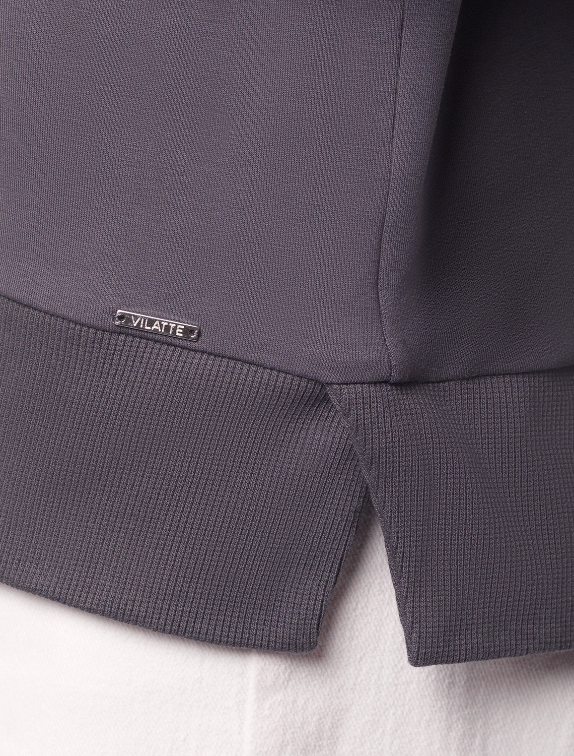 Свитшот из эластичного футера с авторским принтом