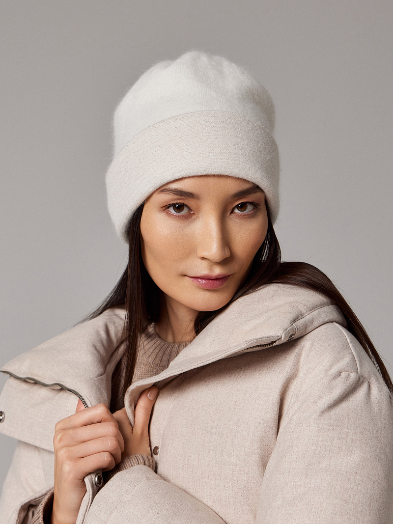 Шапка двойная с пухом енота PR 25007