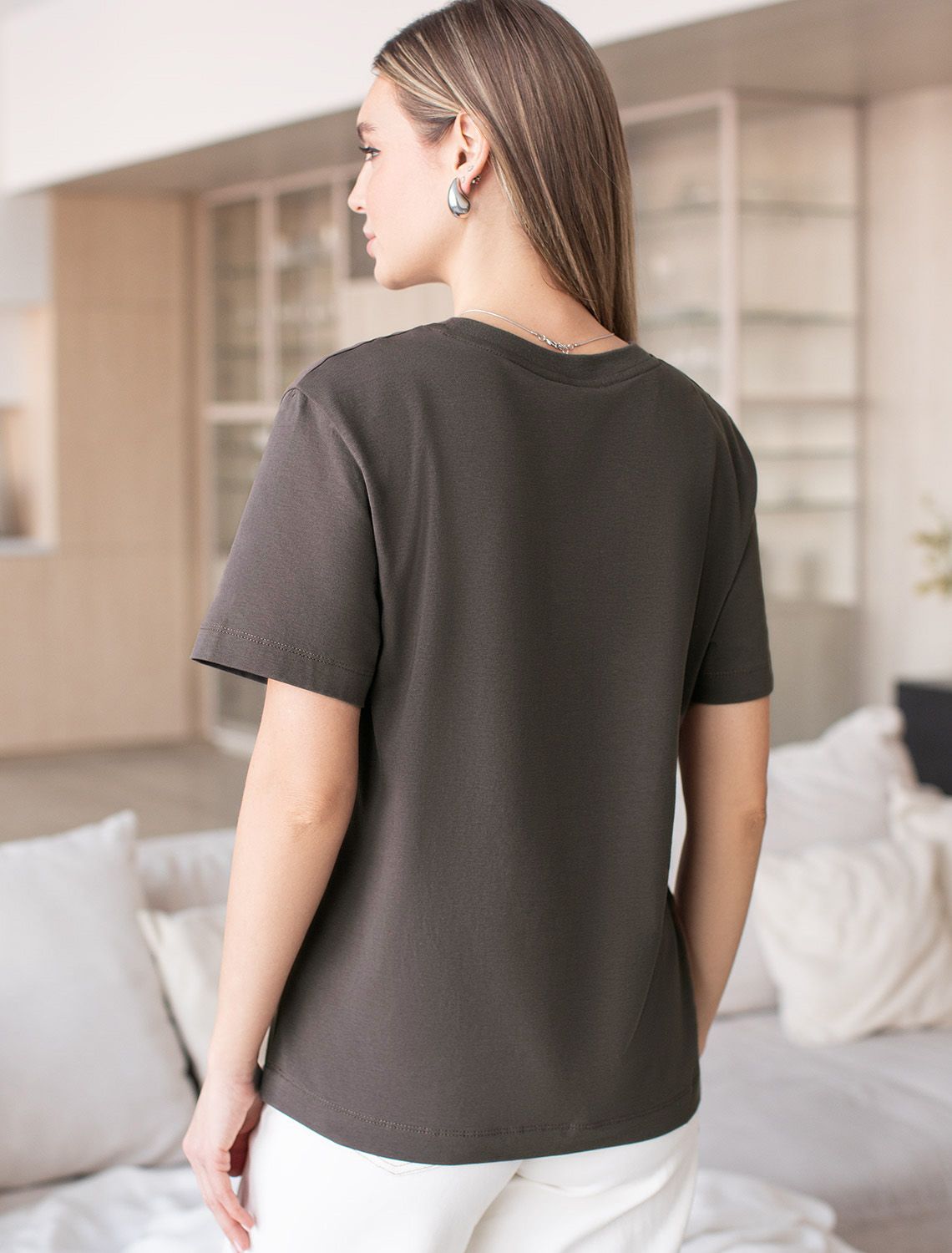 Футболка из премиального хлопка с авторским принтом