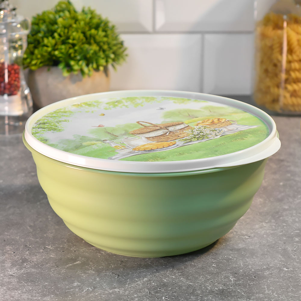 Миска 2,1л с крышкой