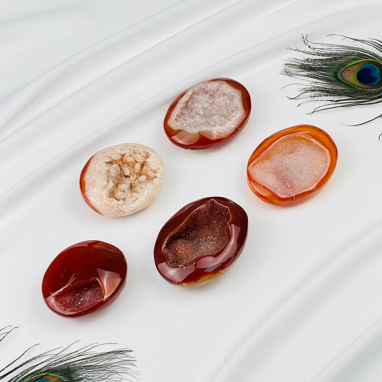 Радуга Самоцветов Сердолик с друзой из Кварца