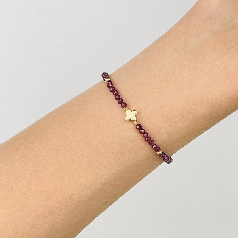 Радуга Самоцветов Браслет со вставкой из Граната