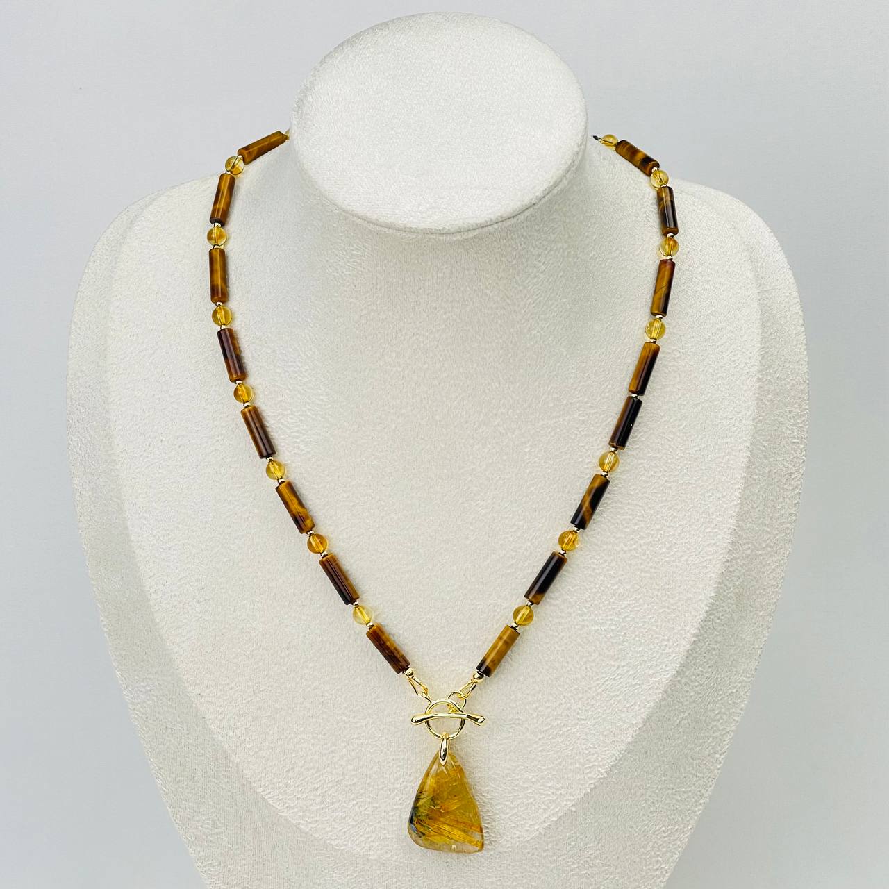 Радуга Самоцветов Колье из Тигрового глаза и Рутилового кварца (Волосатик)