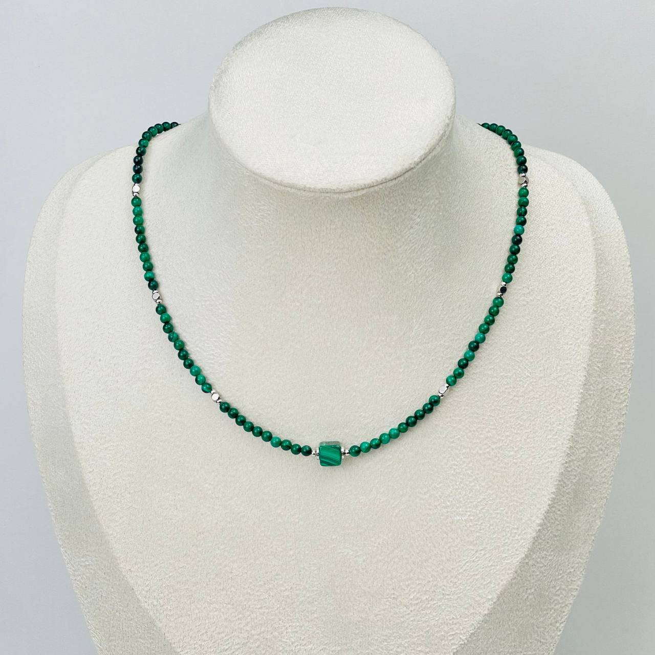 Радуга Самоцветов Колье из Малахита