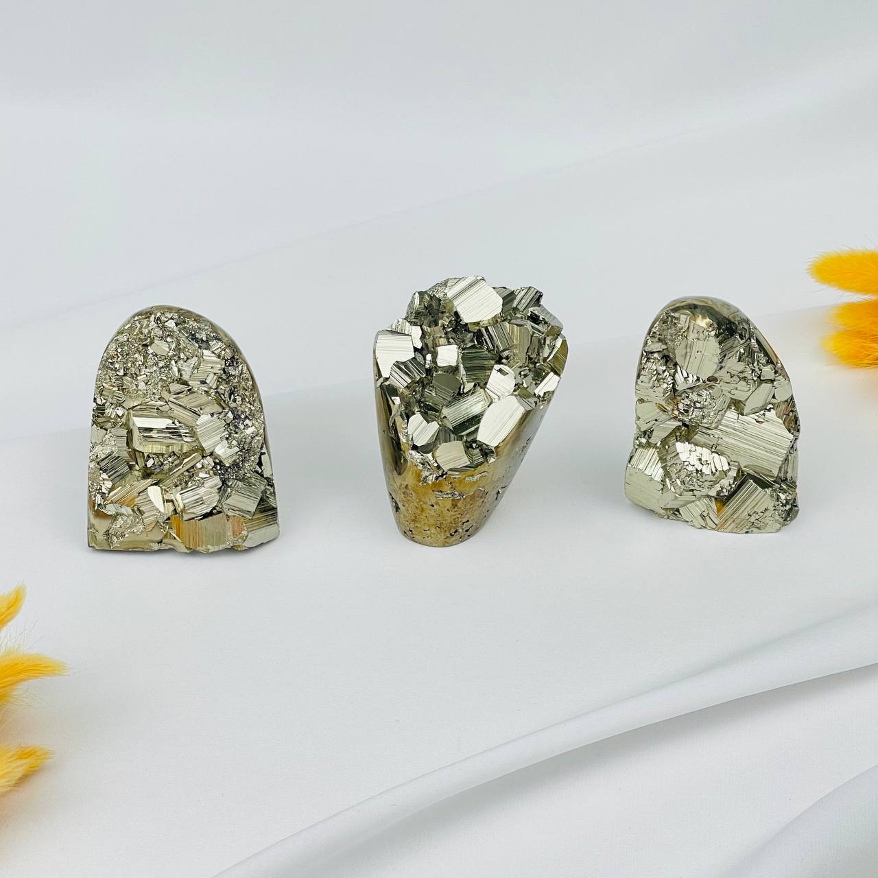 Радуга Самоцветов Сростки кристаллов Пирита