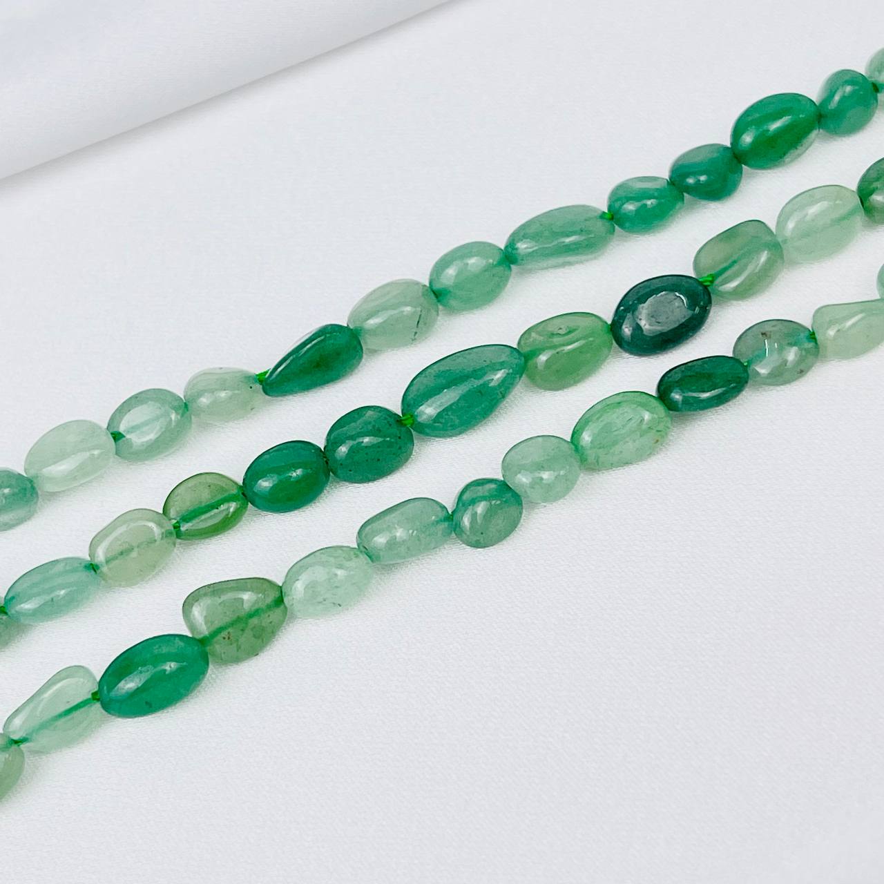 Радуга Самоцветов Бусины для украшений из зеленого Кварца (галтовка)