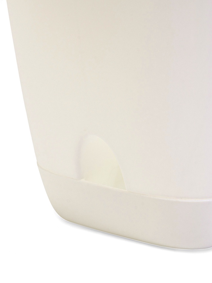 Горшок для цветов «Гранд», 2 л, d=14.5 см, h=15 см, пластиковый, с прикорневым поливом, белый