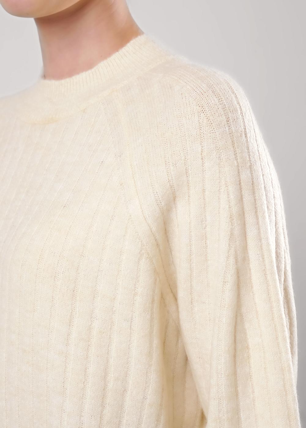 Ст.цена 1400р CLE 154554/185апэ Джемпер женский 154554/185апэ св.бежевый