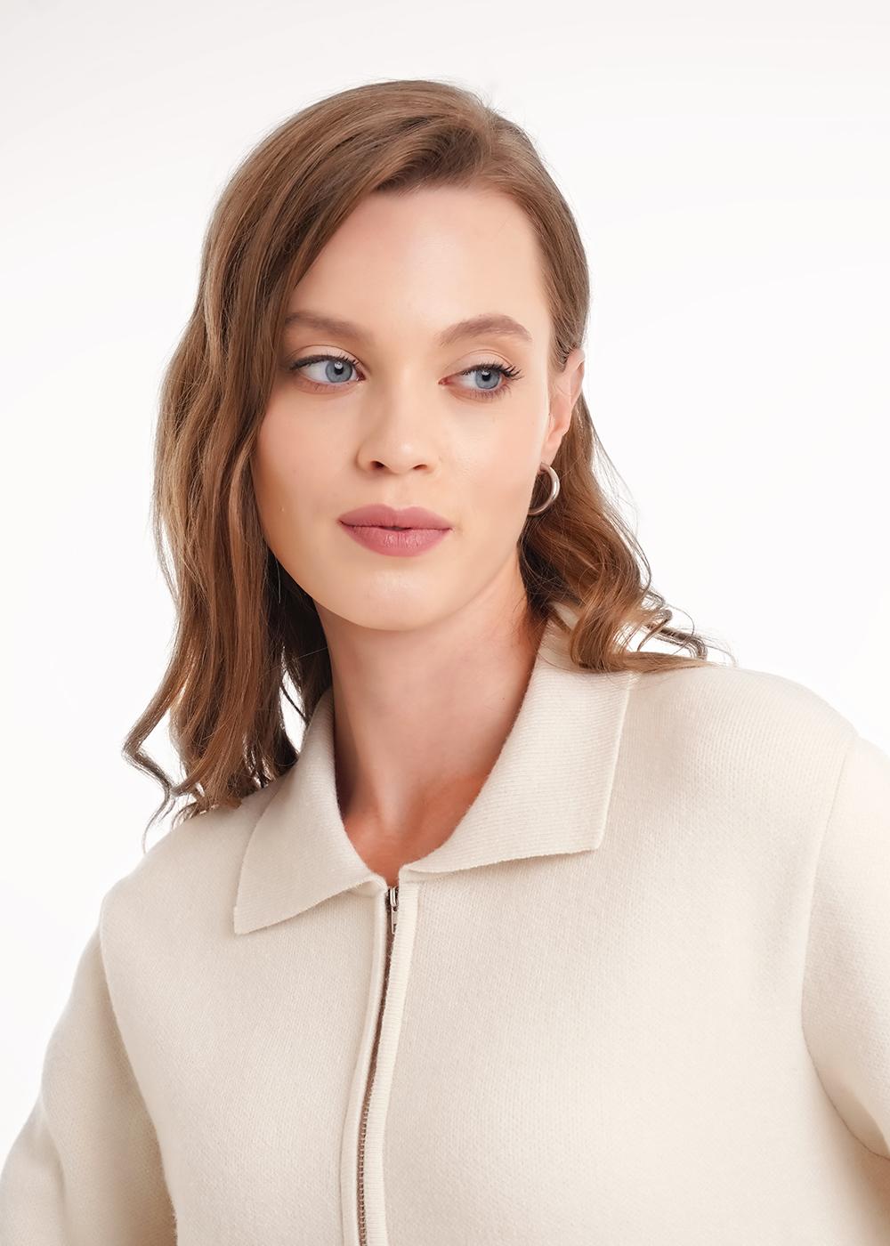 Ст.цена 2250р CLE 154578/187ва Жакет женский 154578/187ва бежевый