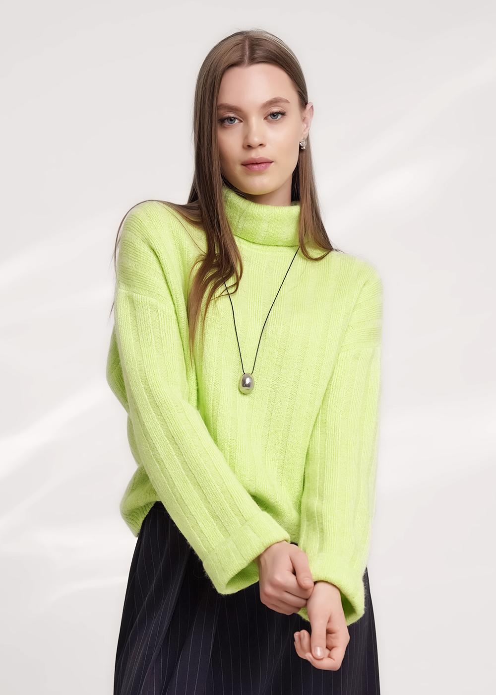 Ст.цена 1970р CLE 154549/183фэш Свитер женский 154549/183фэш св.зелёный