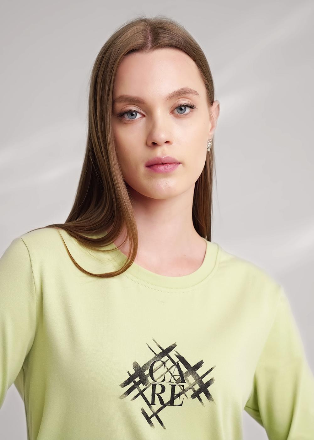 Ст.цена 1020р CLE 156947/183гтк_п Джемпер женский 156947/183гтк_п св.зелёный