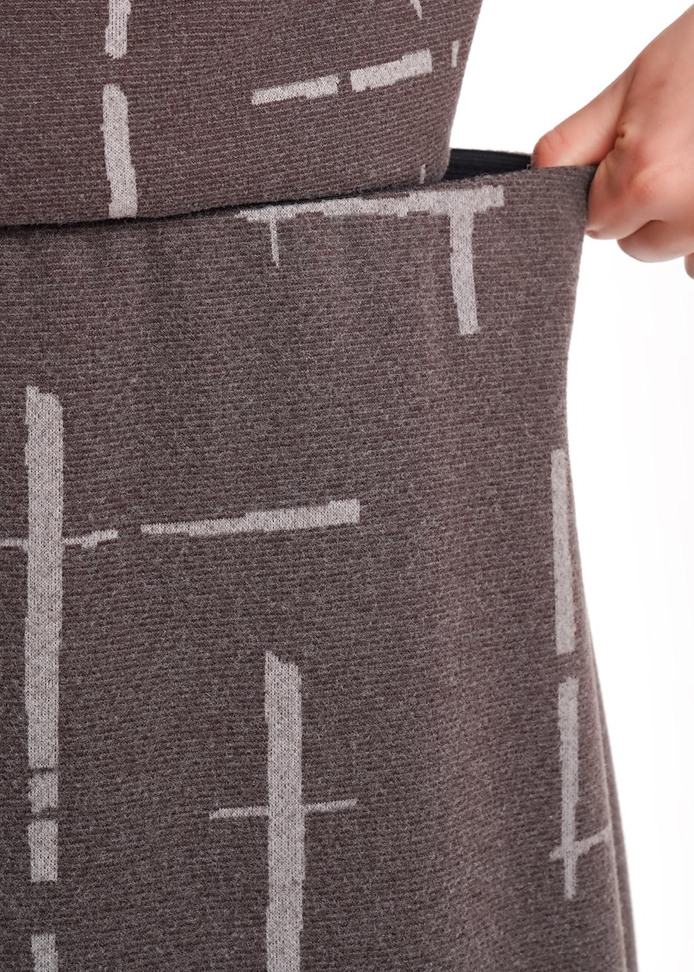 Ст.цена 900р CLE 157019/187ввэ Юбка женская 157019/187ввэ т.серый/бежевый