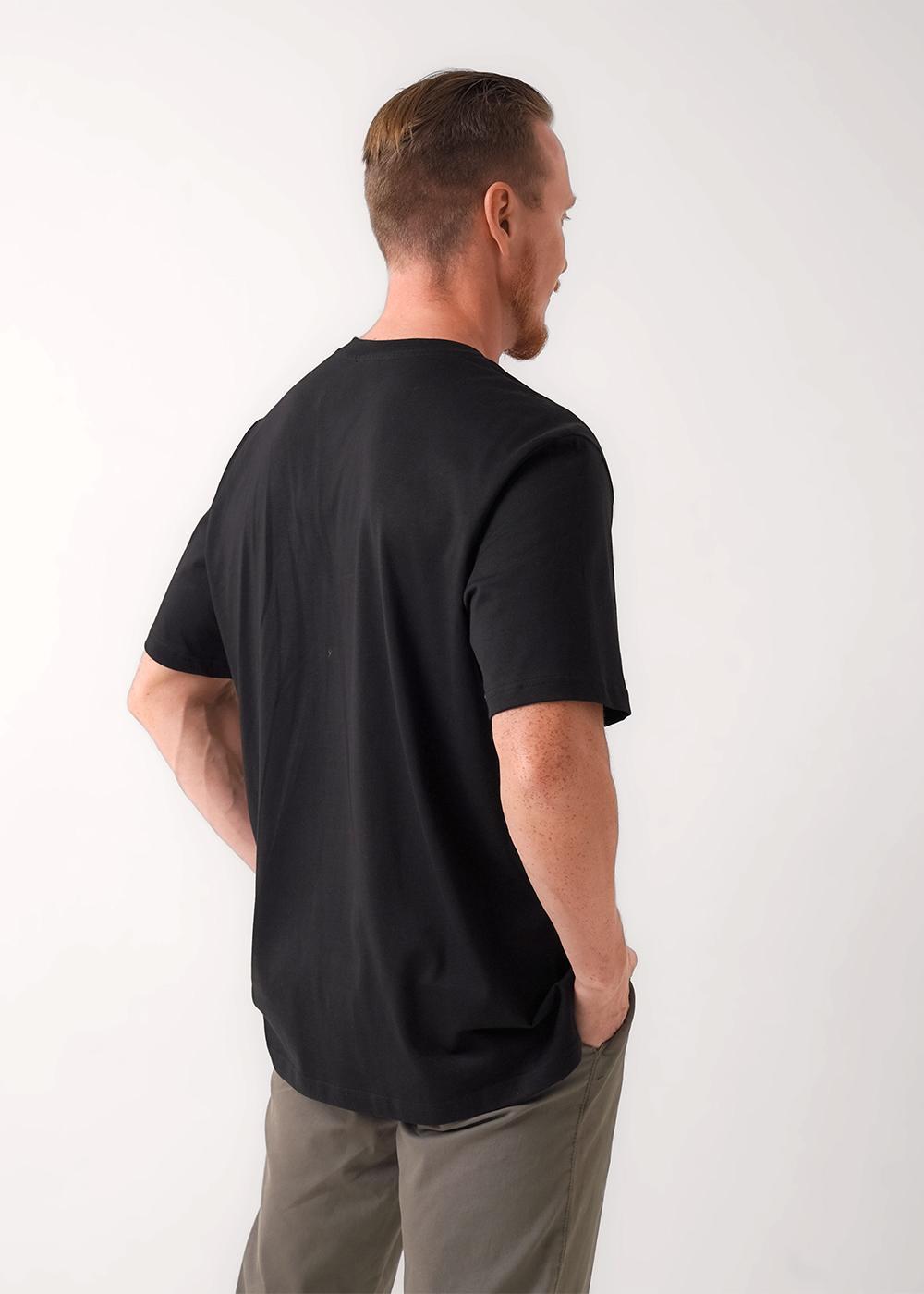 Ст.цена 969р CLE 452614/09кдт_п Футболка мужская 452614/09кдт_п чёрный