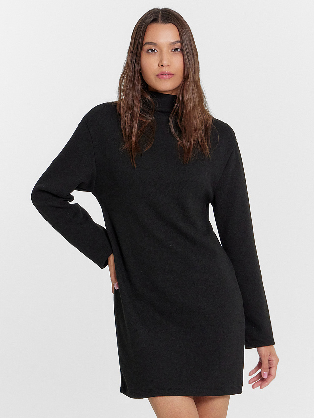 Платье женское мини в черном цвете