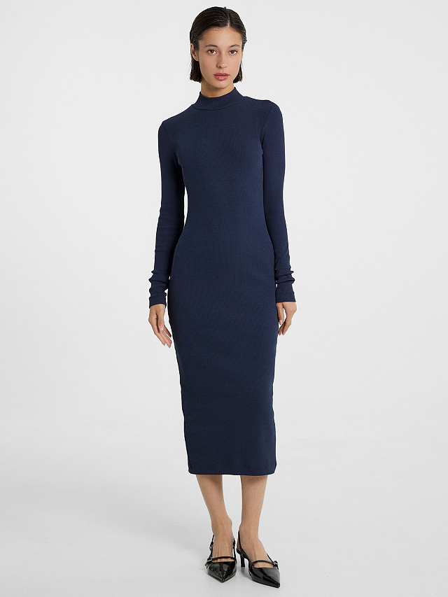 Облегающее платье миди в рубчик темно-синего цвета
