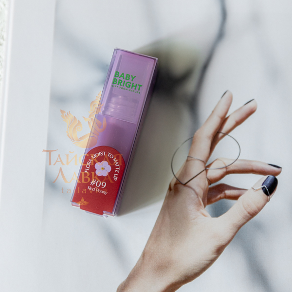 Помада 2 в 1 с Матовой и Глянцевой Текстурами «Flora Moist to Matte Lip» Красный Пион №09 BABY BRIGHT