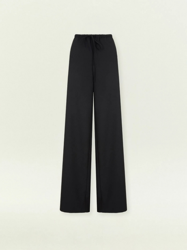 Брюки на резинке из костюмной шерсти ,
56% полиэстер, 25% шерсть, 17% вискоза, 2% эластан ,