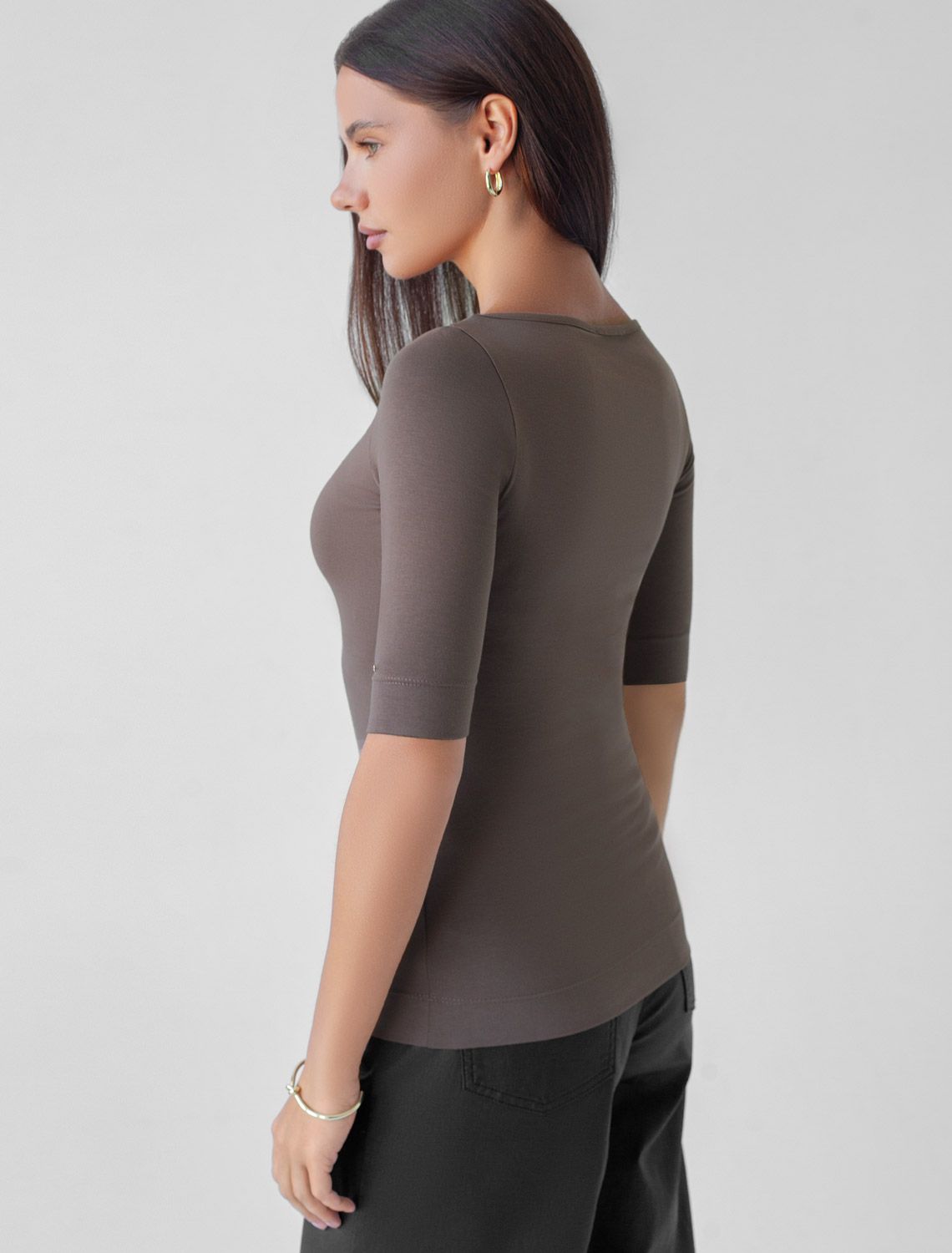 Ст.цена 1290р Джемпер из премиального хлопка с эластаном D49.112 темный кофе