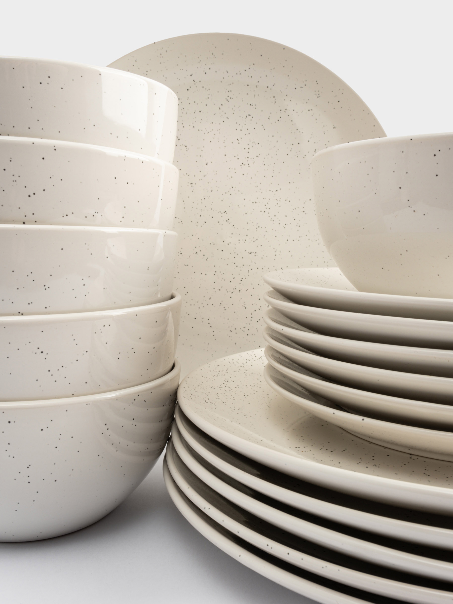 Сервиз обеденный, 6 перс, 18 пр, керамика, молочный, в крапинку, Viveiro