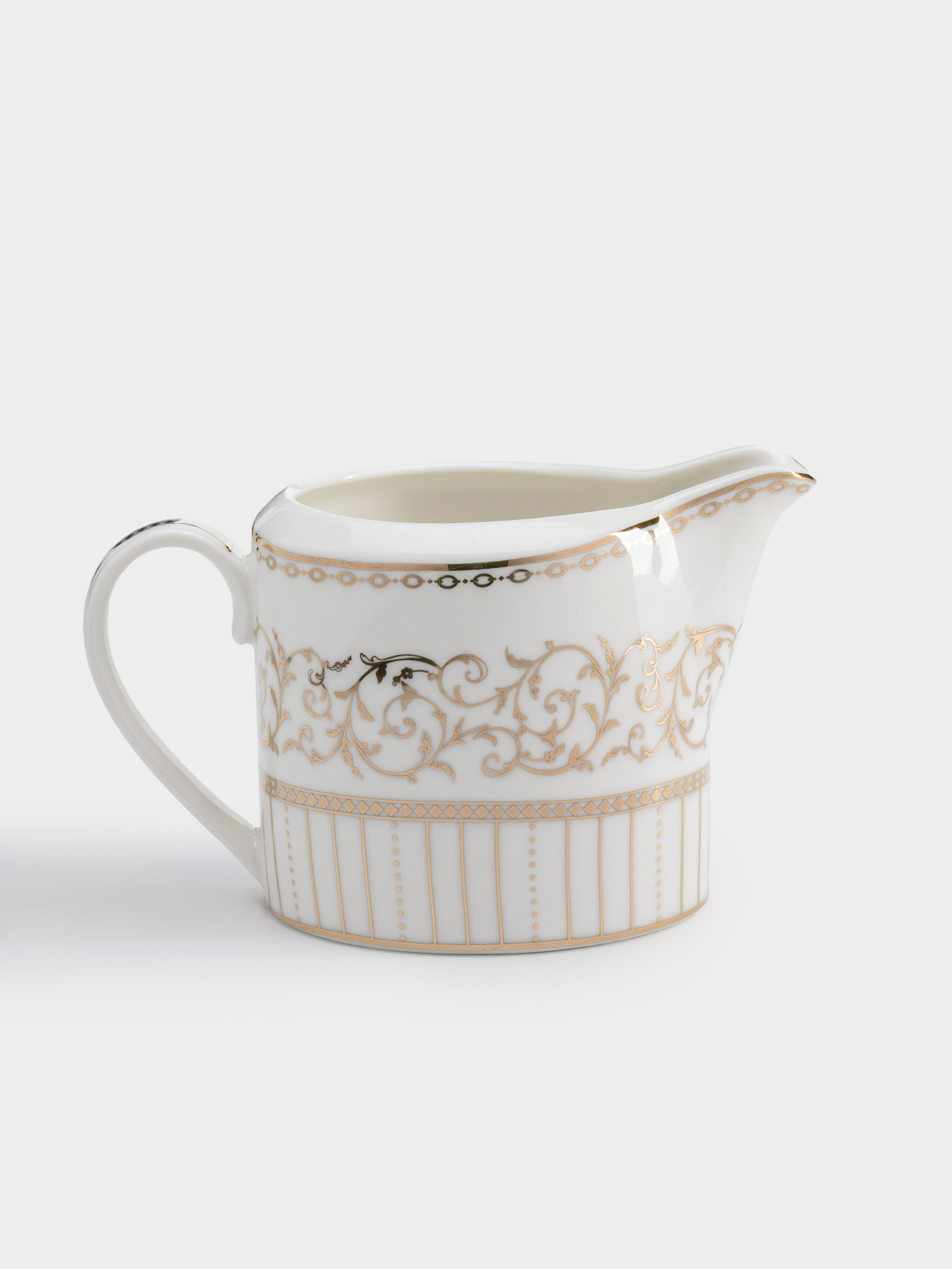 Молочник, 250 мл, фарфор N, белый, с золотистым орнаментом, Golden