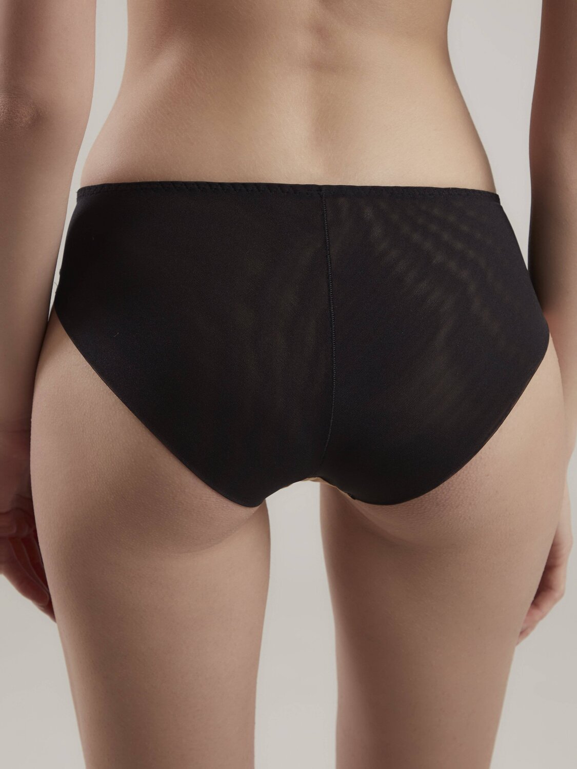 ст. цена997руб.! Conte elegant Трусы SATIN TP3127карамель с черным