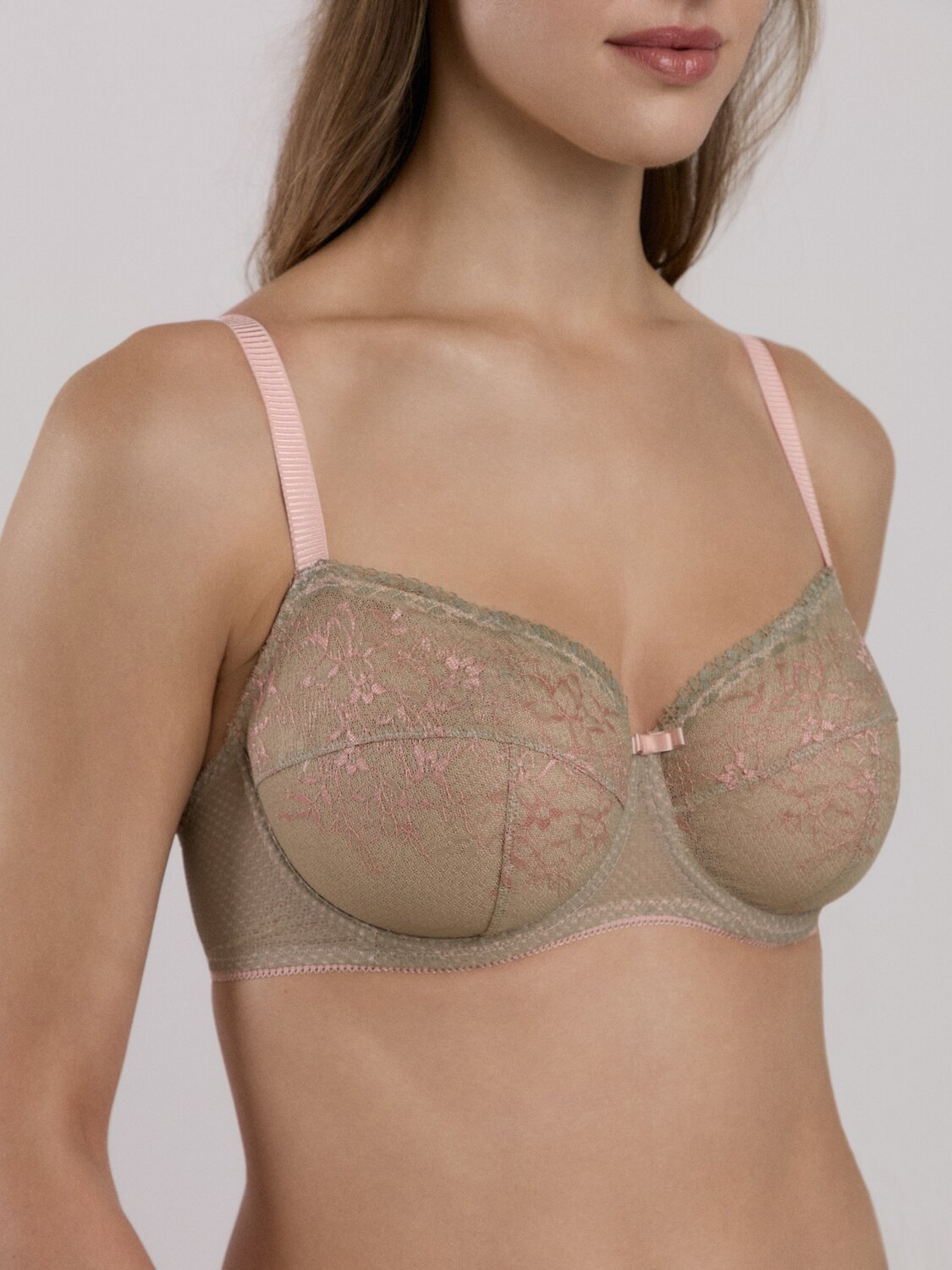 ст. цена1878руб.! Conte elegant Бюстгальтер ROMANCE TB6210олива;черный