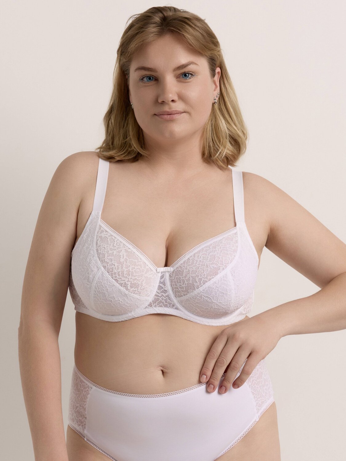 ст. цена1839руб.! Conte elegant Бюстгальтер LYRIQUE RB6272белый