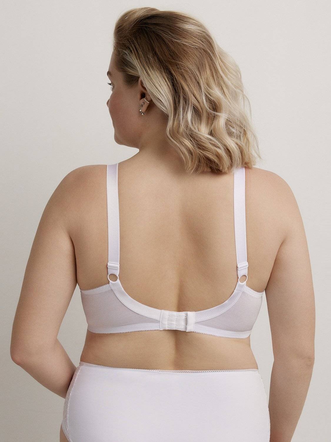 ст. цена2038руб.! Conte elegant Бюстгальтер COMFORT PLUS RB5194белый