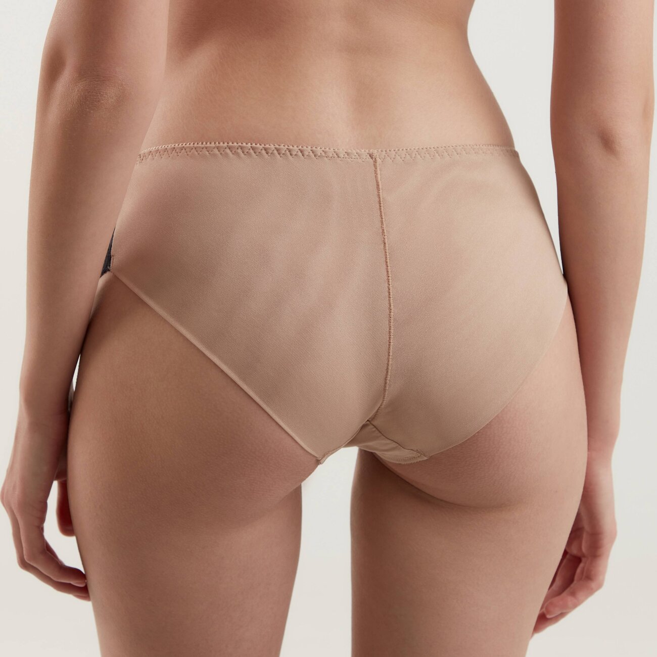 ст. цена919руб.! Conte elegant Трусы FLEUR TP 3049телесный