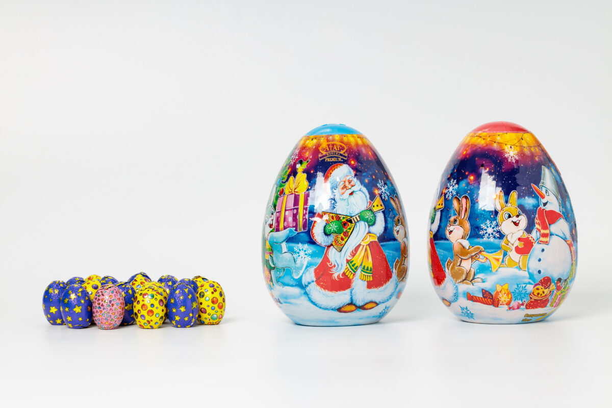 Конфеты глазированные «С Новым годом и Рождеством!» (яйцо) 150 г