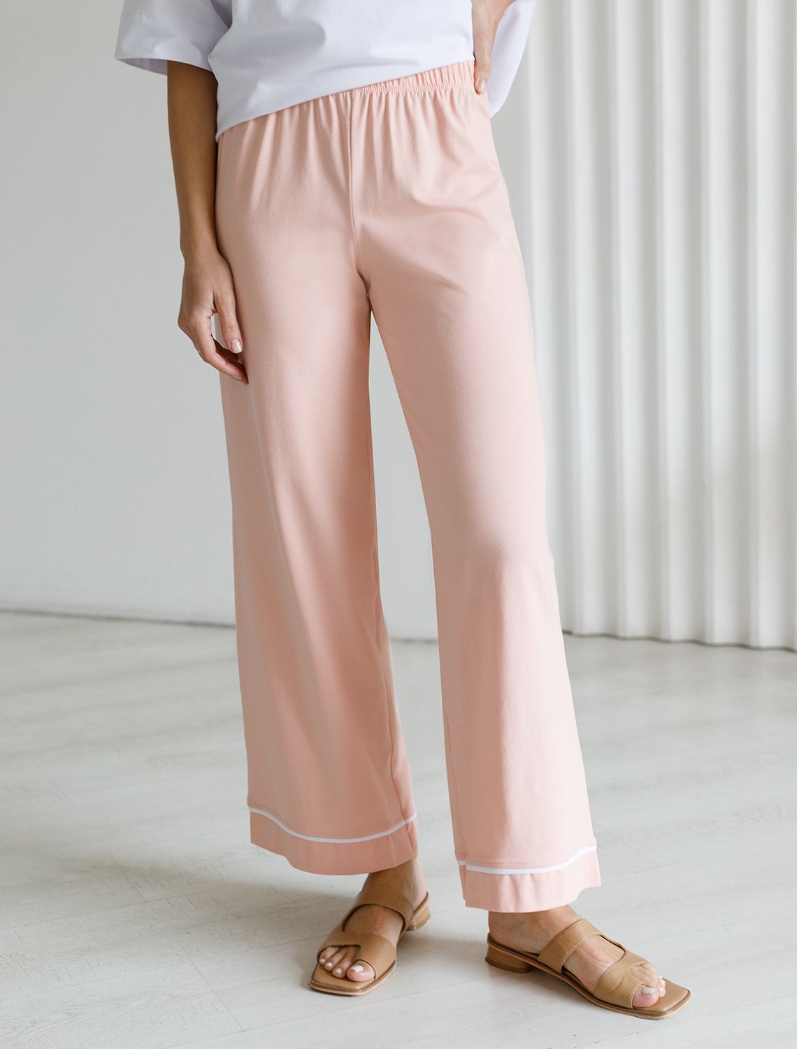 Прямые брюки из эластичного хлопка с контрастным кантом