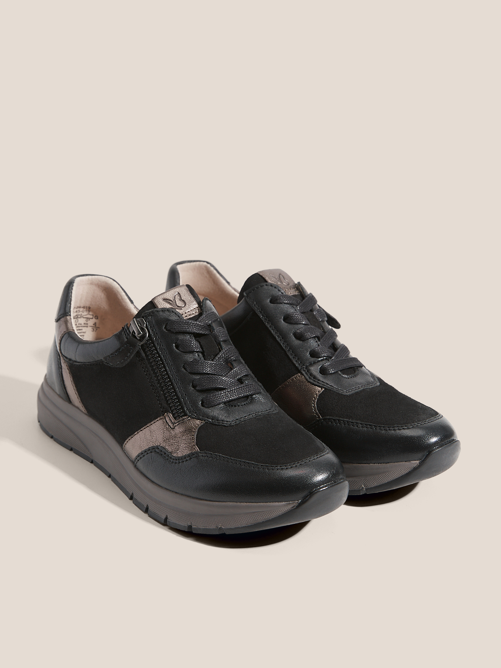 6840 р. 12000 р. Женские кроссовки CAPRICE KAIA