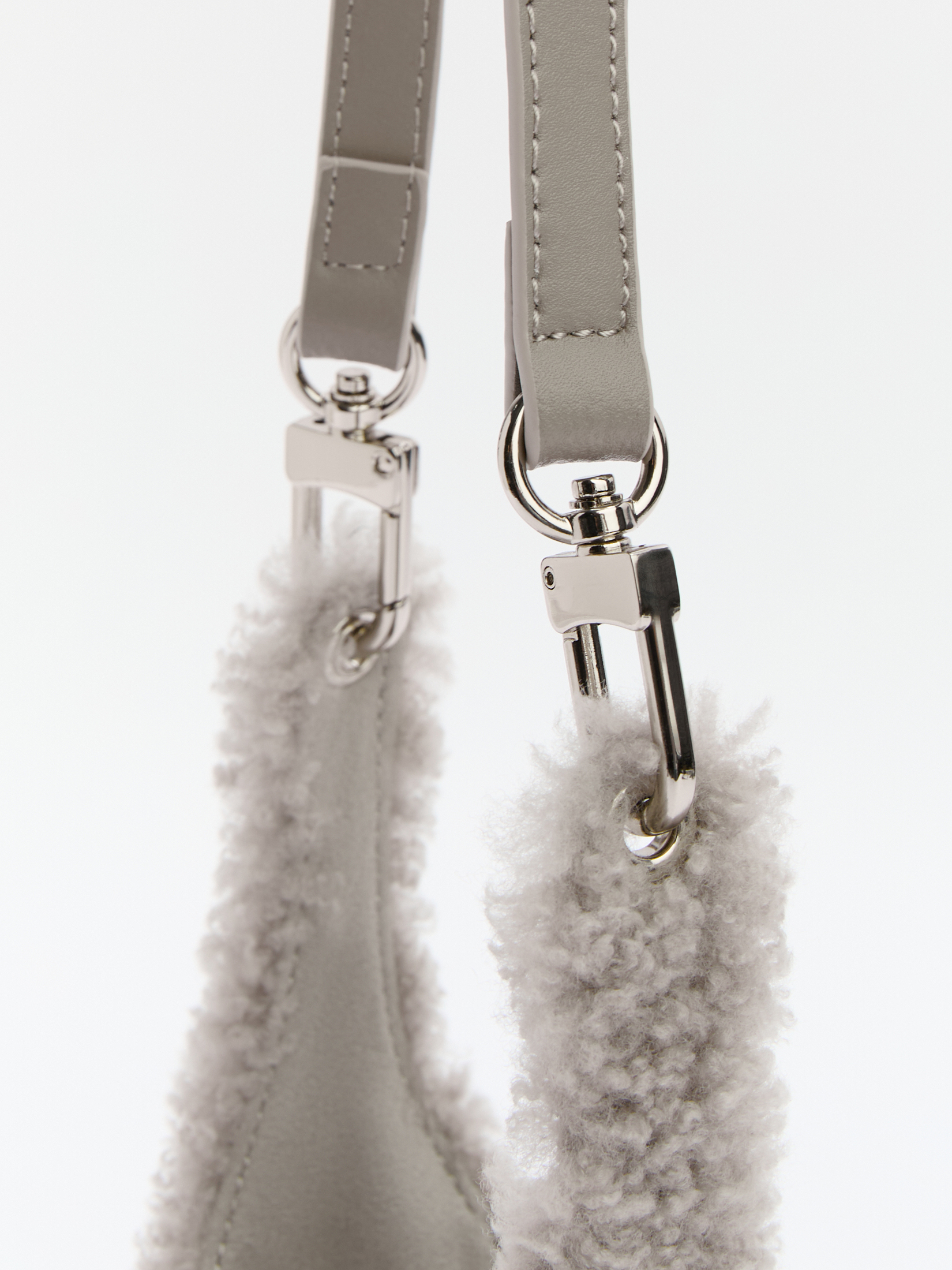 650 р. 1650 р. Женский капхолдер TENDANCE