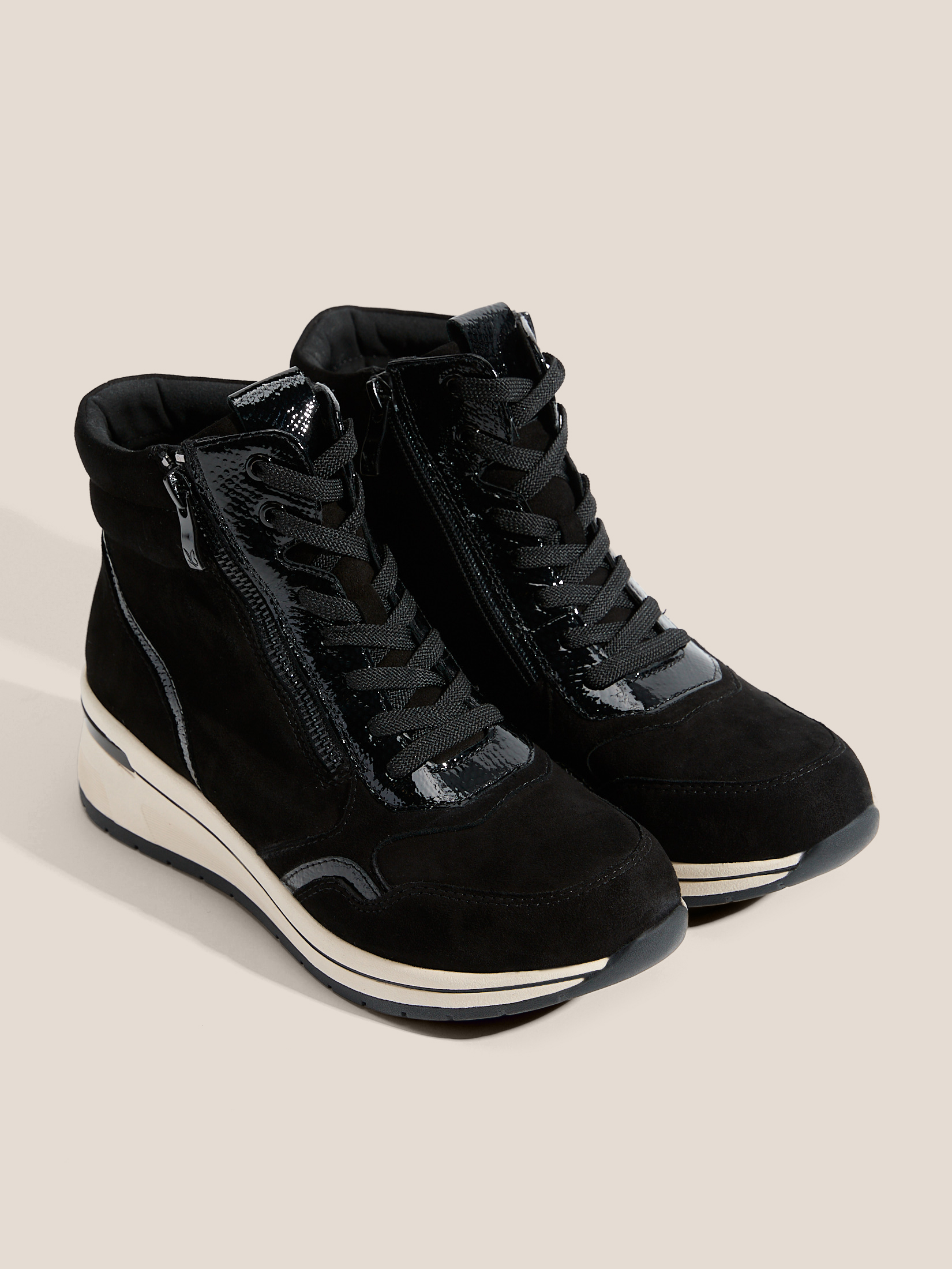 7695 р. 13500 р. Женские высокие кроссовки CAPRICE DANICA