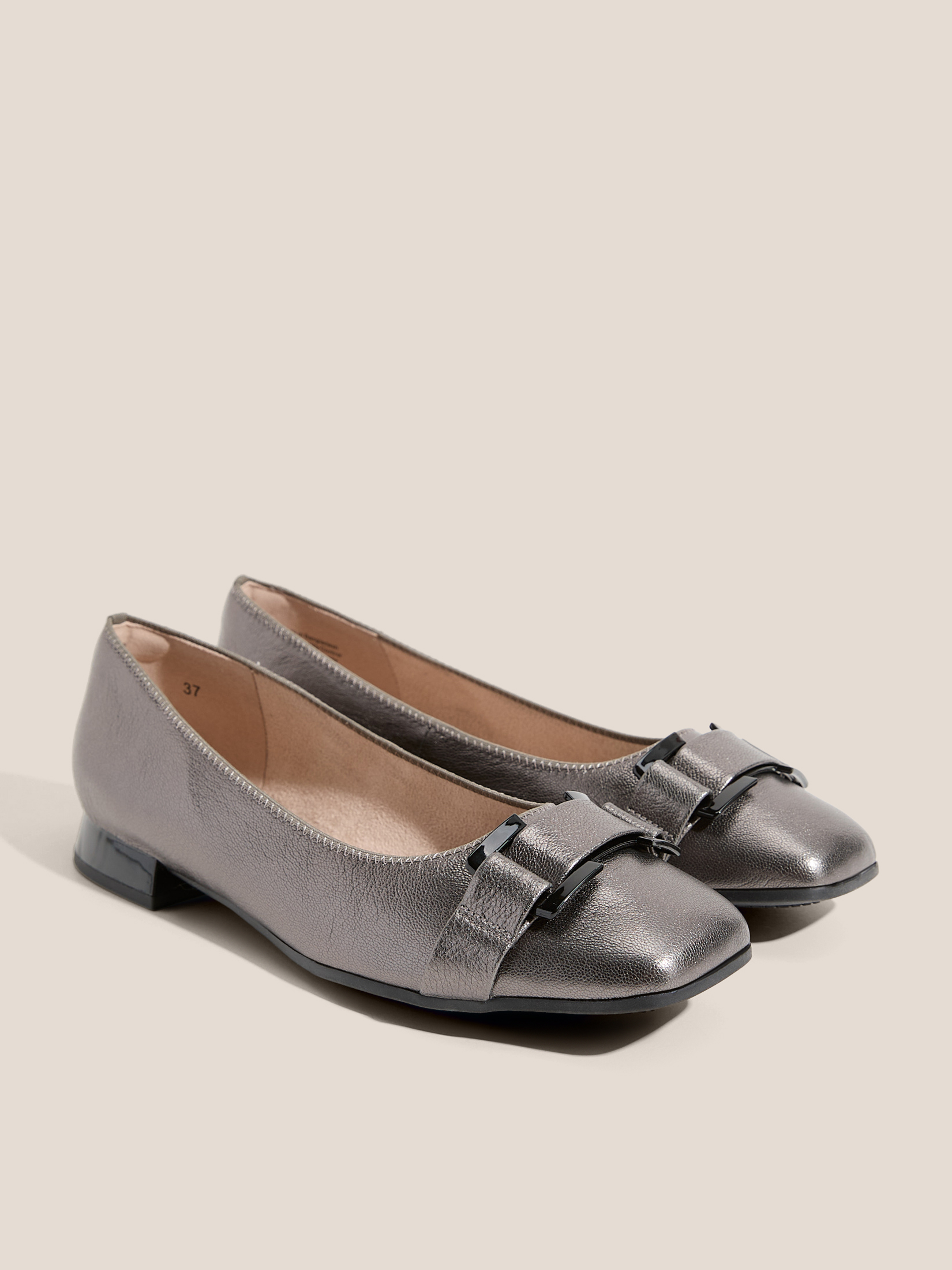 5301 р. 9300 р. Женские туфли CAPRICE VANNY