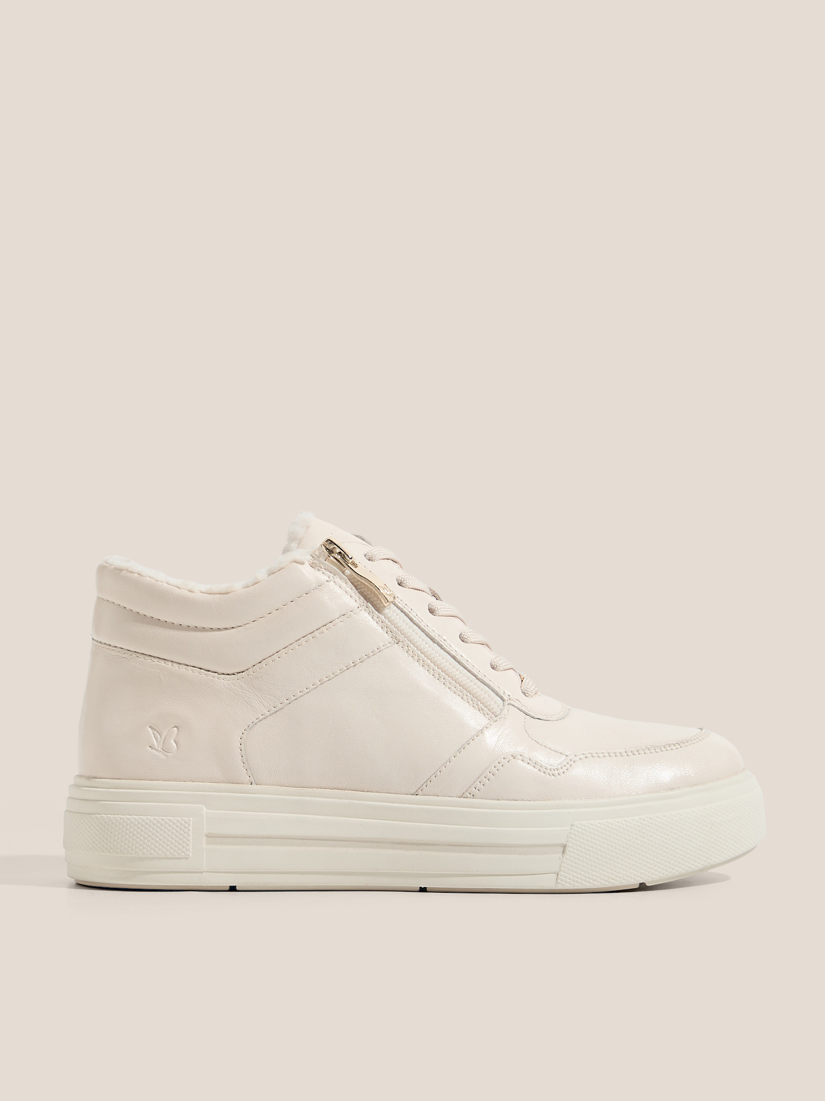 9120 р. 16000 р. Женские высокие кеды CAPRICE MANOU