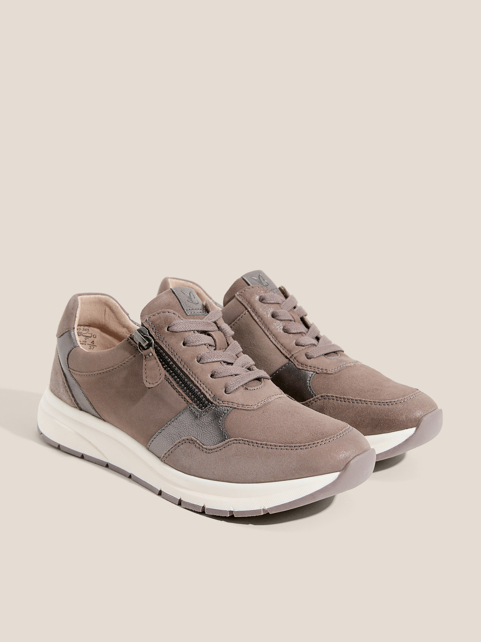 6840 р. 12000 р. Женские кроссовки CAPRICE KAIA