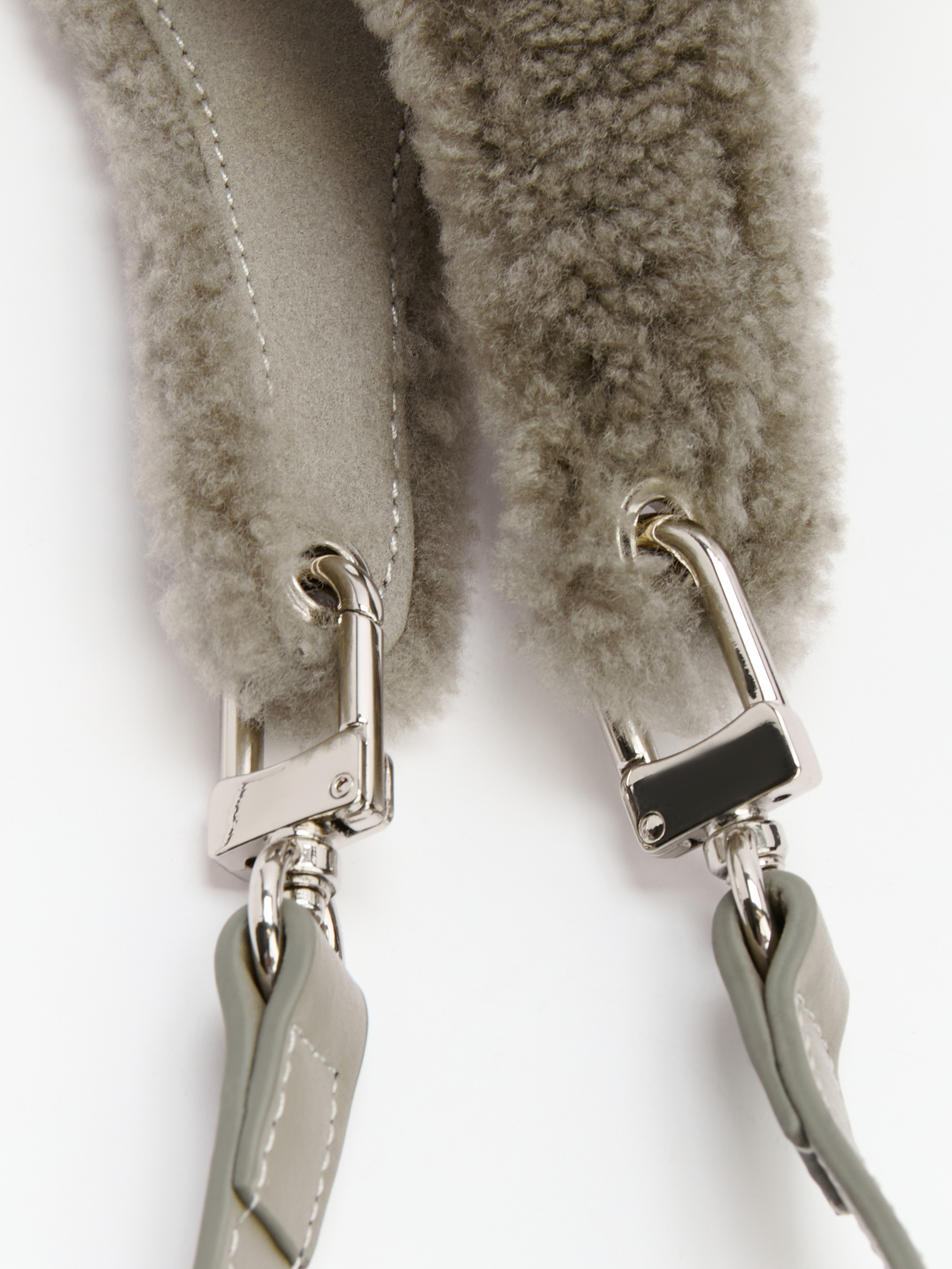 650 р. 1650 р. Женский капхолдер TENDANCE