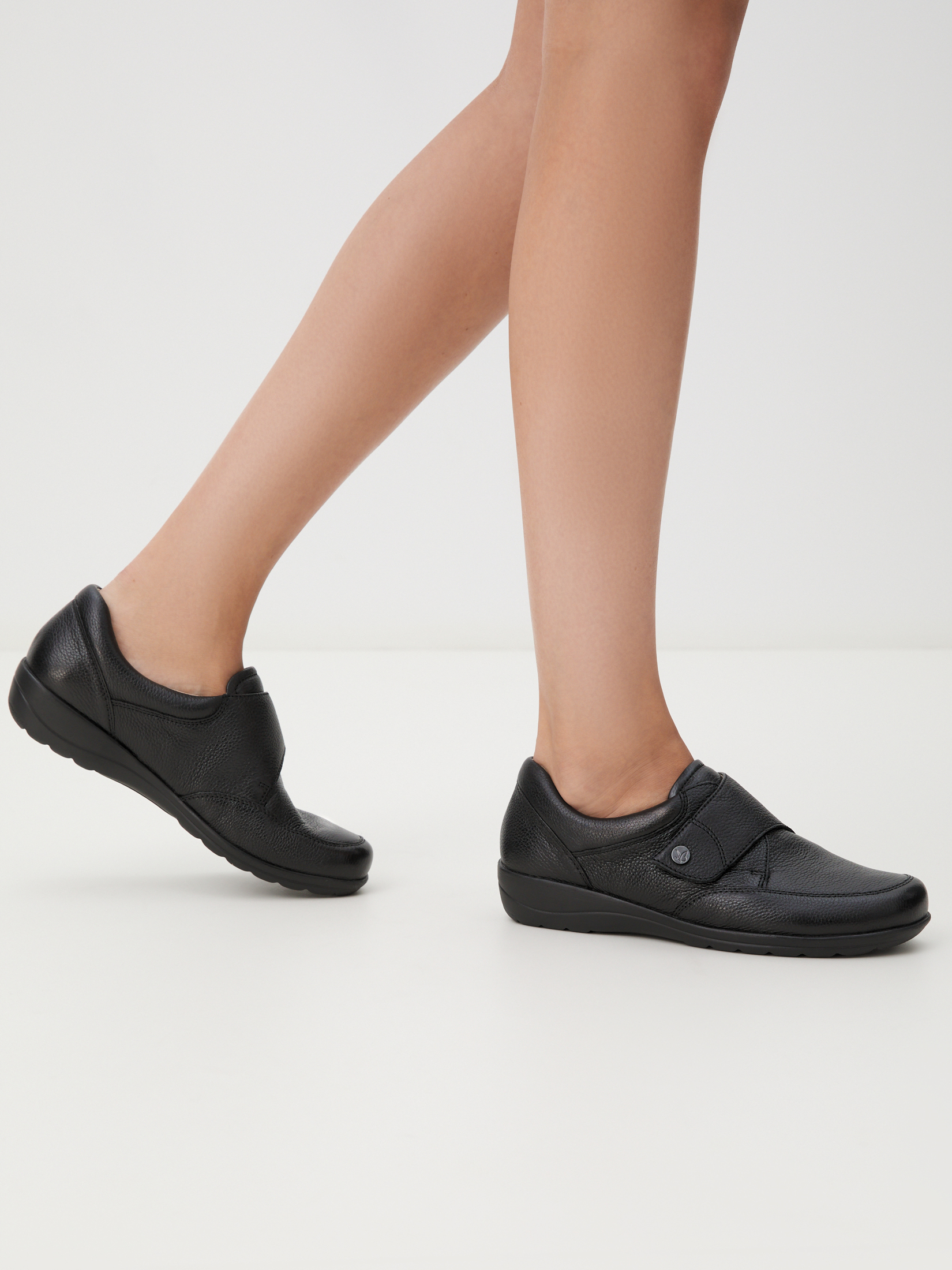 5130 р. 9000 р. Женские полуботинки CAPRICE VERA