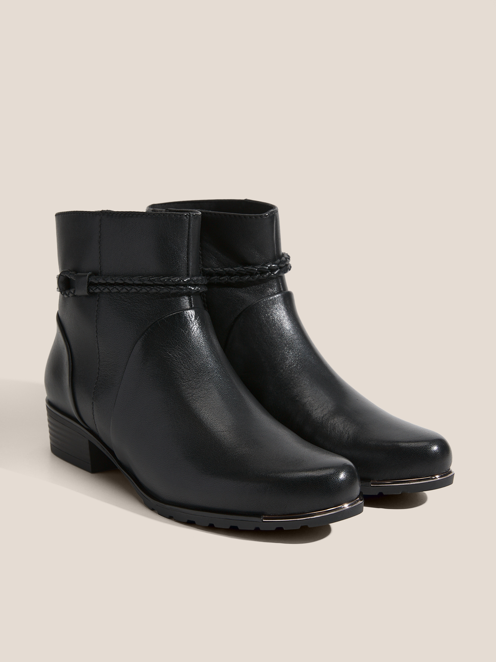 7695 р. 13500 р. Ботильоны CAPRICE KELLI