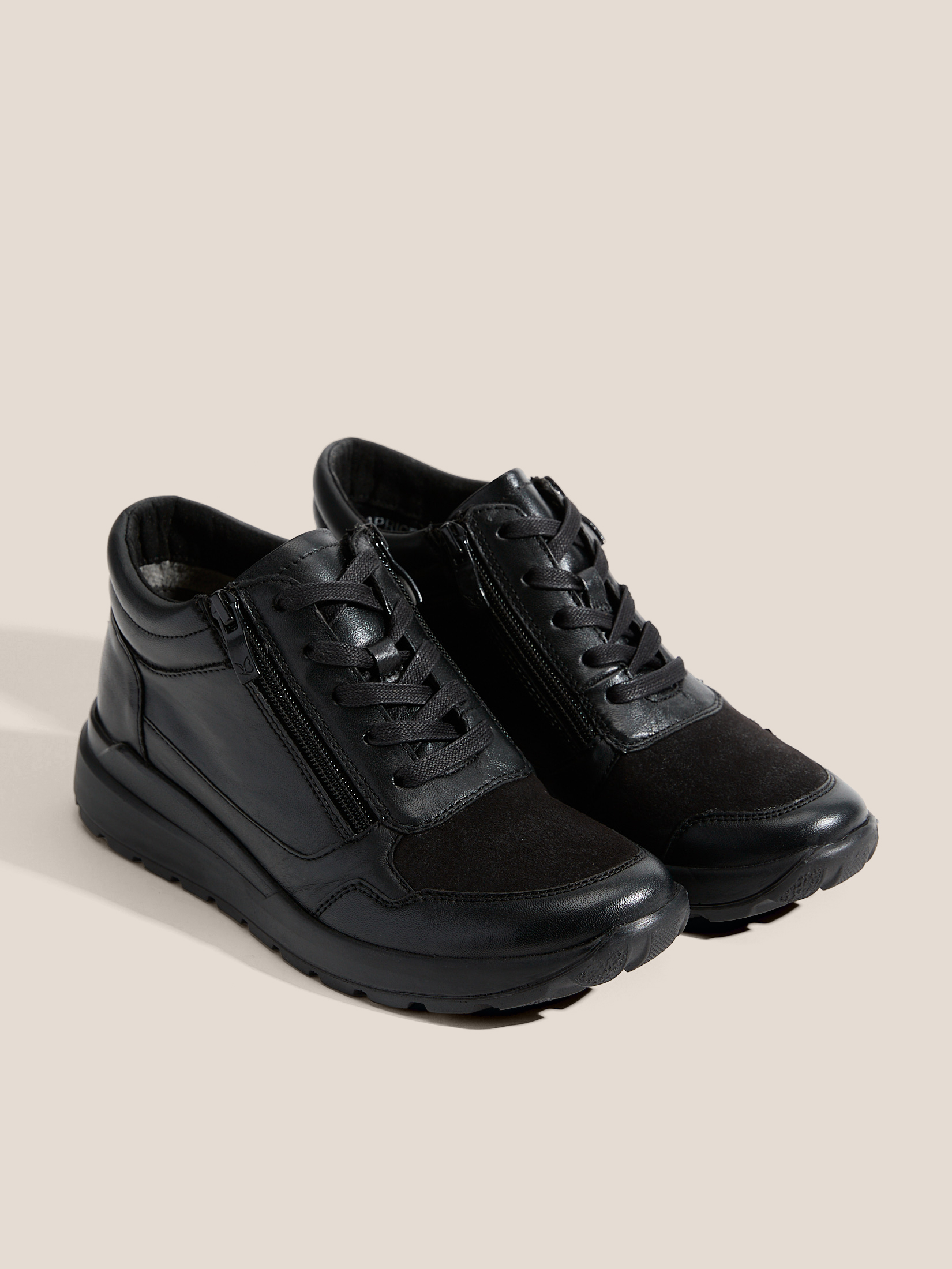 9120 р. 16000 р. Женские высокие кроссовки CAPRICE FRANZI