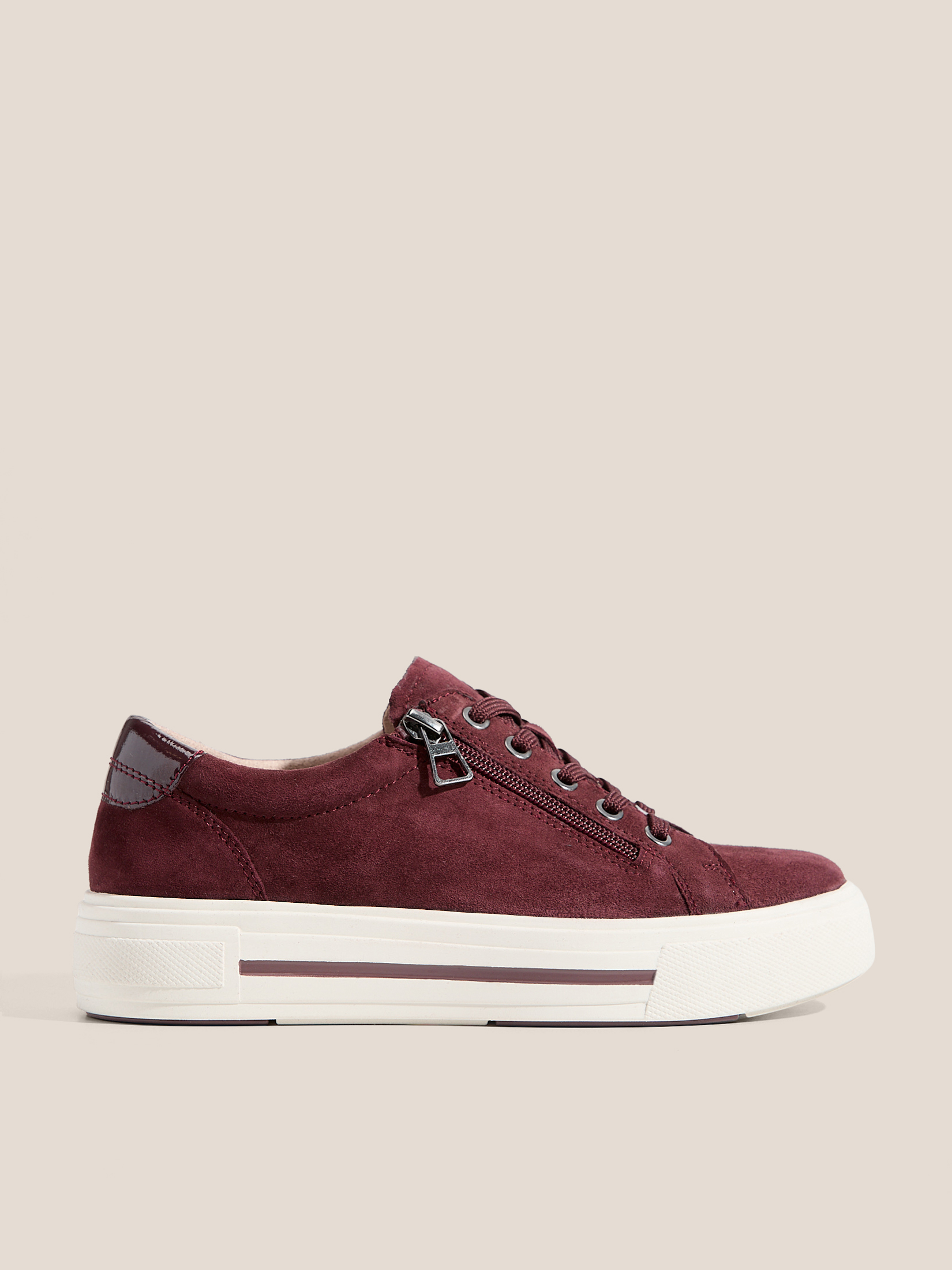 6840 р. 12000 р. Женские кеды CAPRICE MANOU