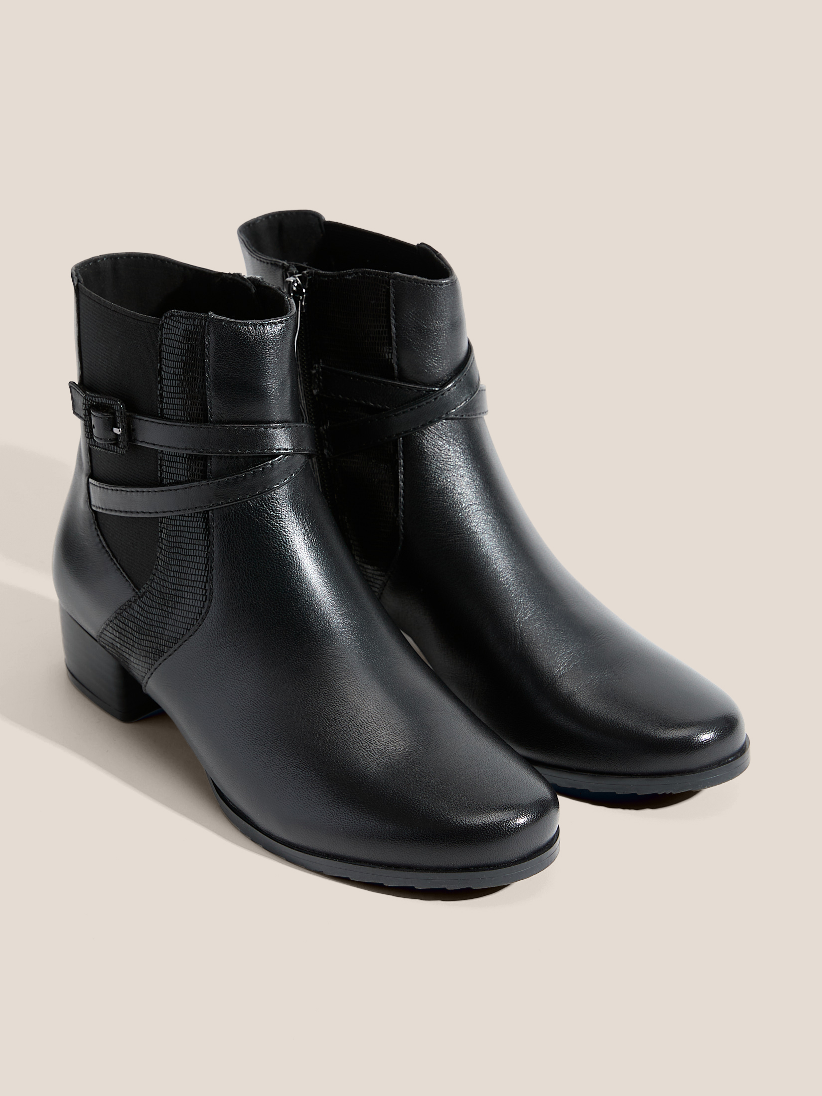 7695 р. 13500 р. Ботильоны CAPRICE GERDA