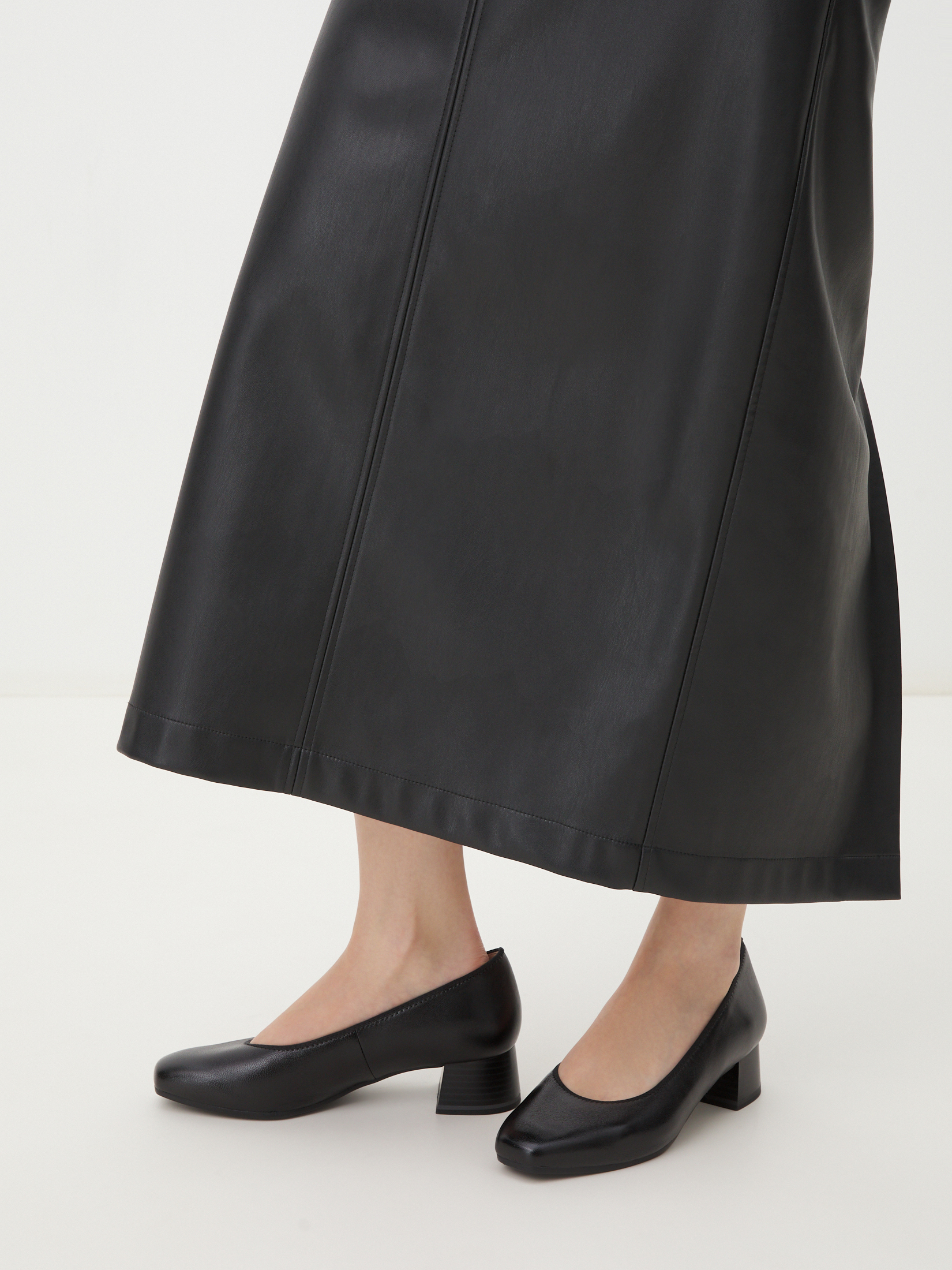 5985 р. 10500 р. Женские туфли CAPRICE DARIA