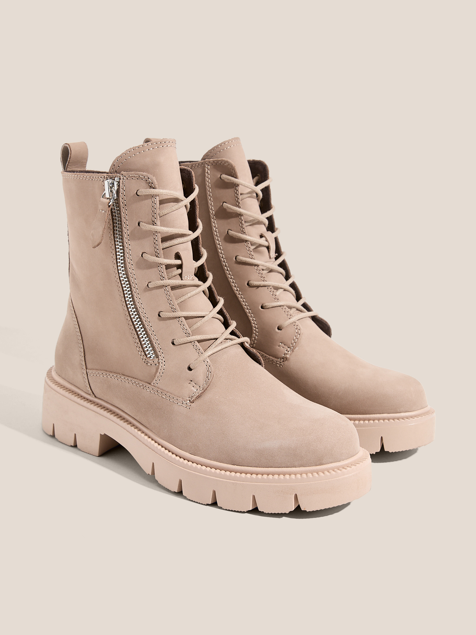 9120 р. 16000 р. Женские ботинки CAPRICE ARABELLA