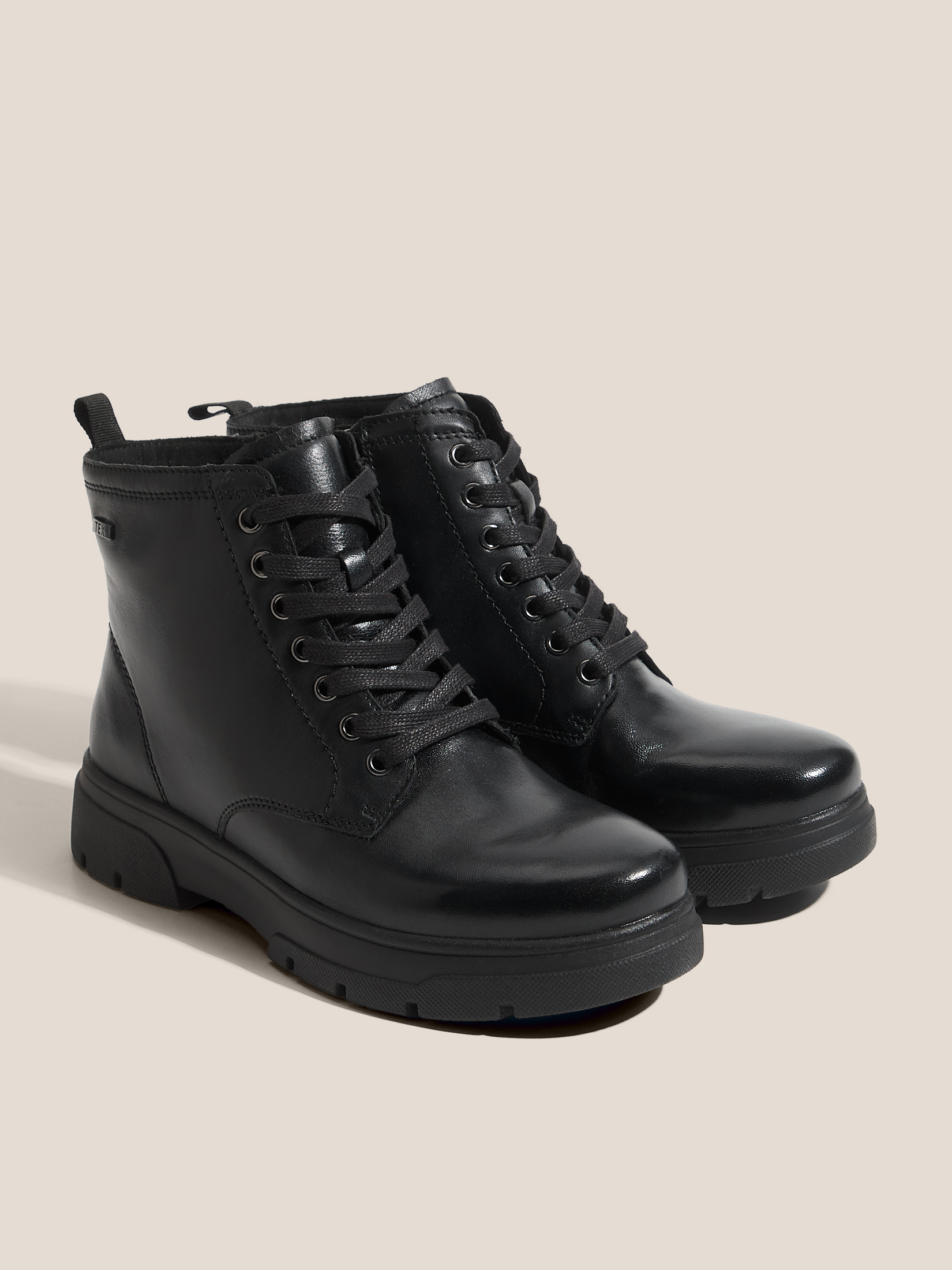 9120 р. 16000 р. Женские ботинки CAPRICE DENISE