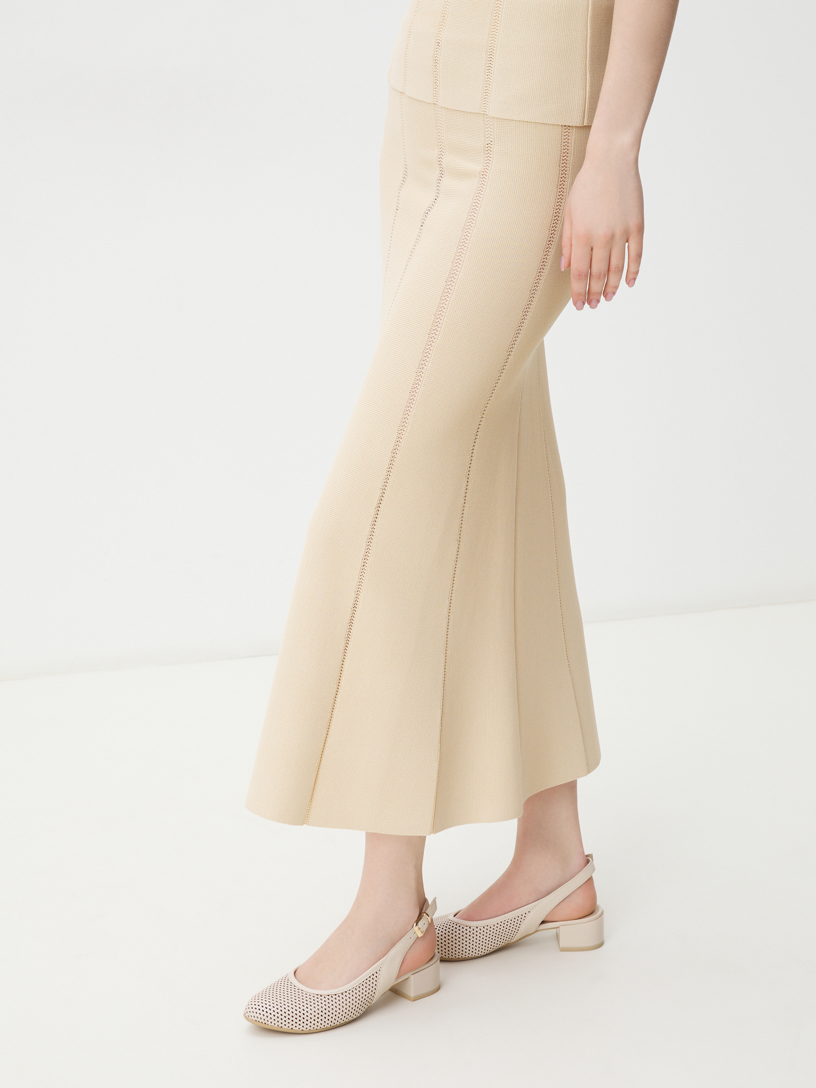 4674 р. 8200 р. Женские туфли с открытой пяткой (слинг-бэк) CAPRICE ANUSCHKA