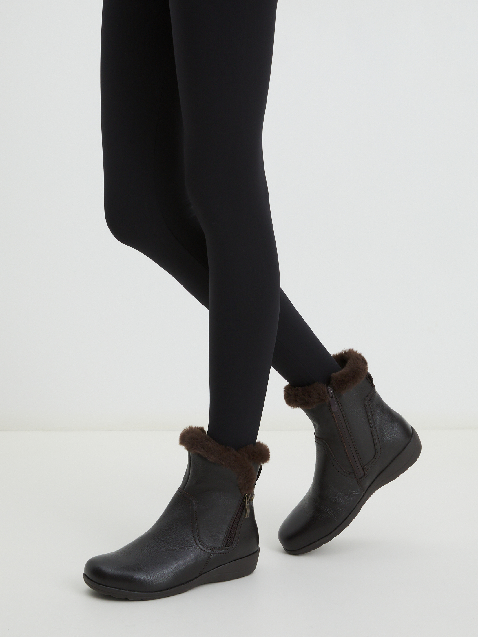 8835 р. 15500 р. Женские ботинки CAPRICE VERA