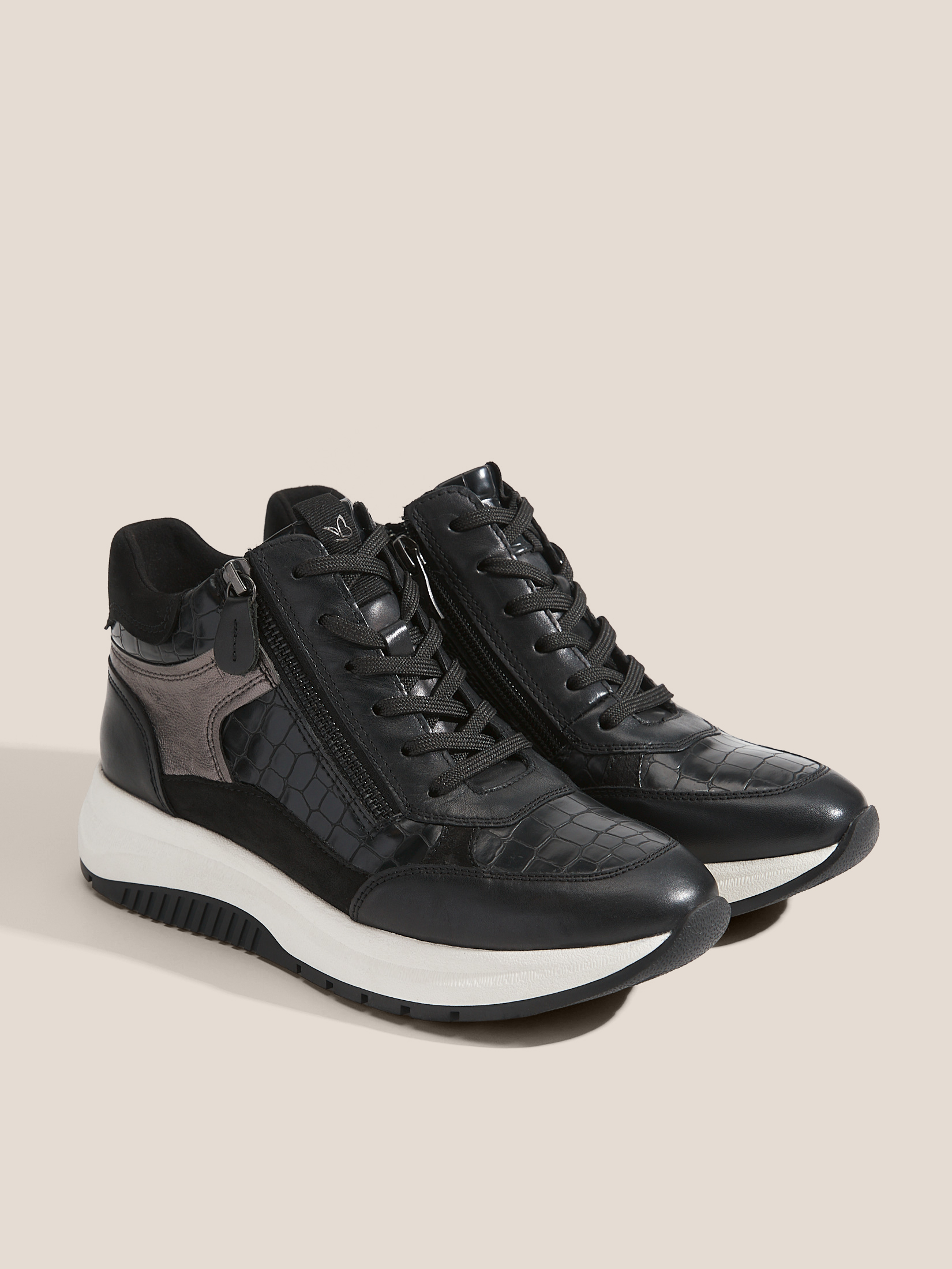 7695 р. 13500 р. Женские высокие кроссовки CAPRICE KAIA