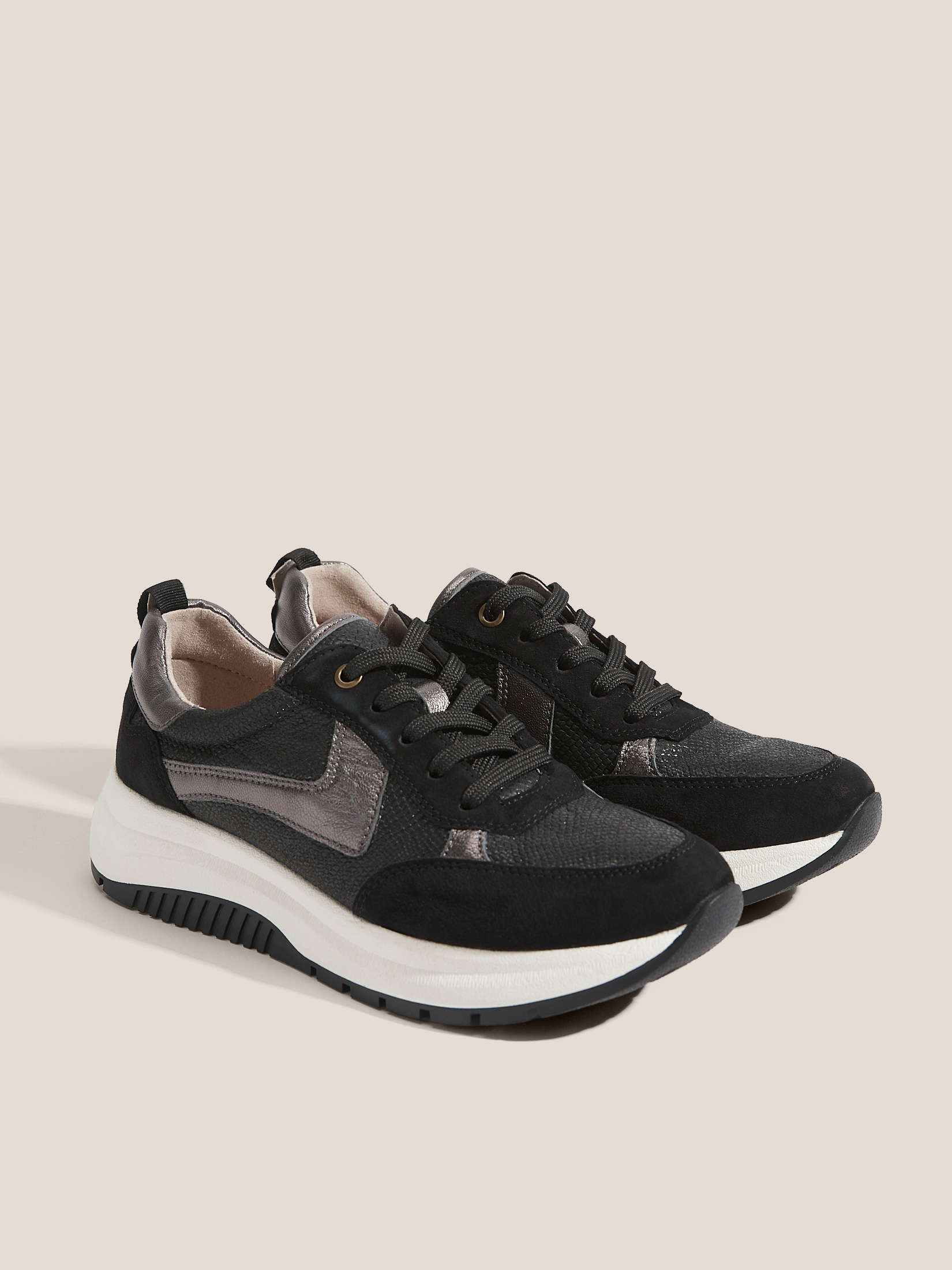 6840 р. 12000 р. Женские кроссовки CAPRICE KAIA